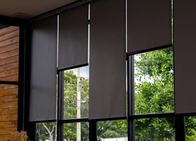 Blockout roller blinds